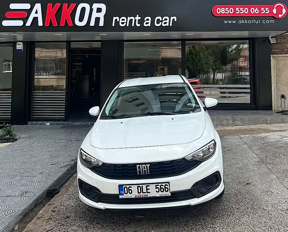 FIAT EGEA 1.4 BENZİNLİ MANUEL KİRALAMA