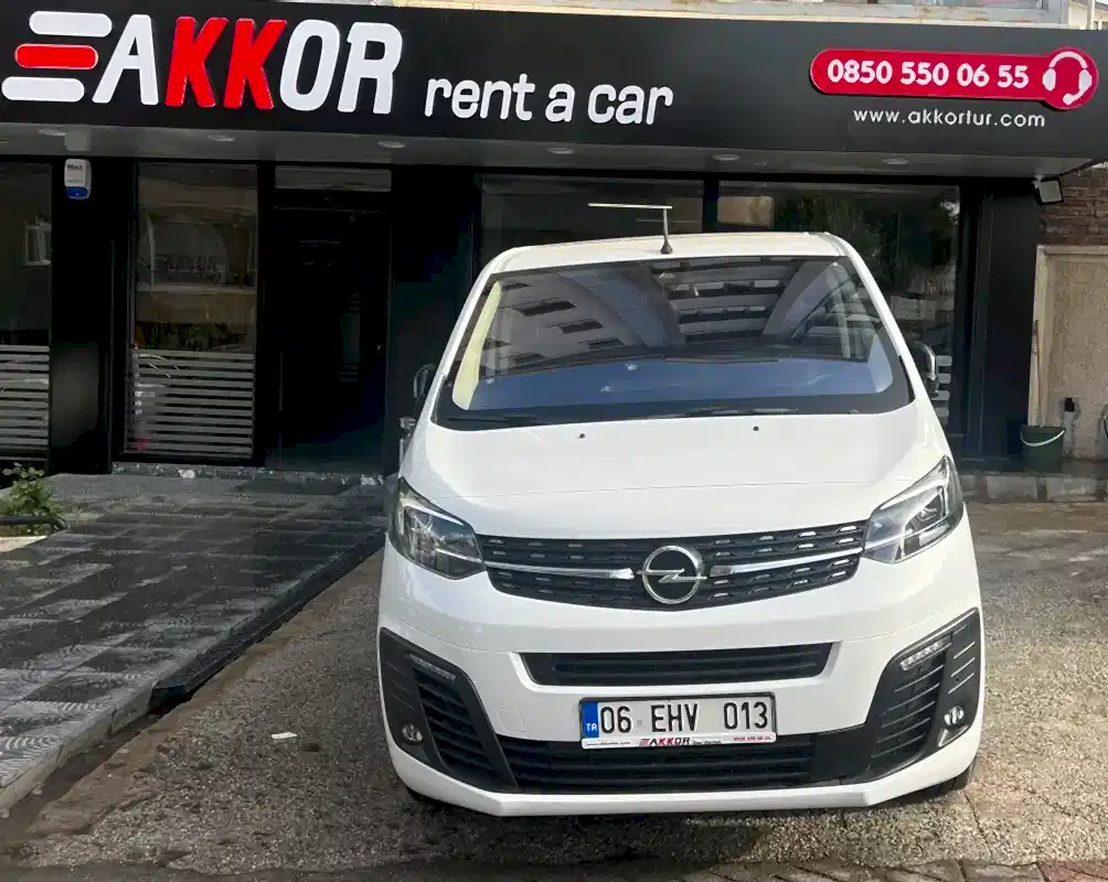 OPEL ZAFİRA 8+1 DİZEL OTOMATIK KİRALAMA